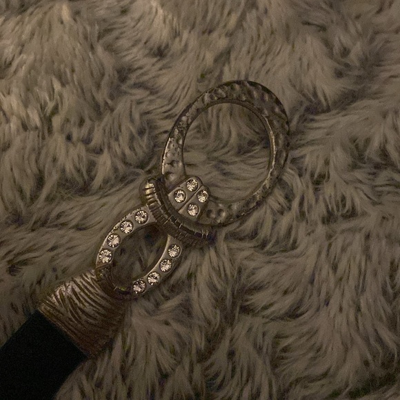 Chicos Adjustable black leather belt and silver buckle with rhinestones - Picture 5 of 16